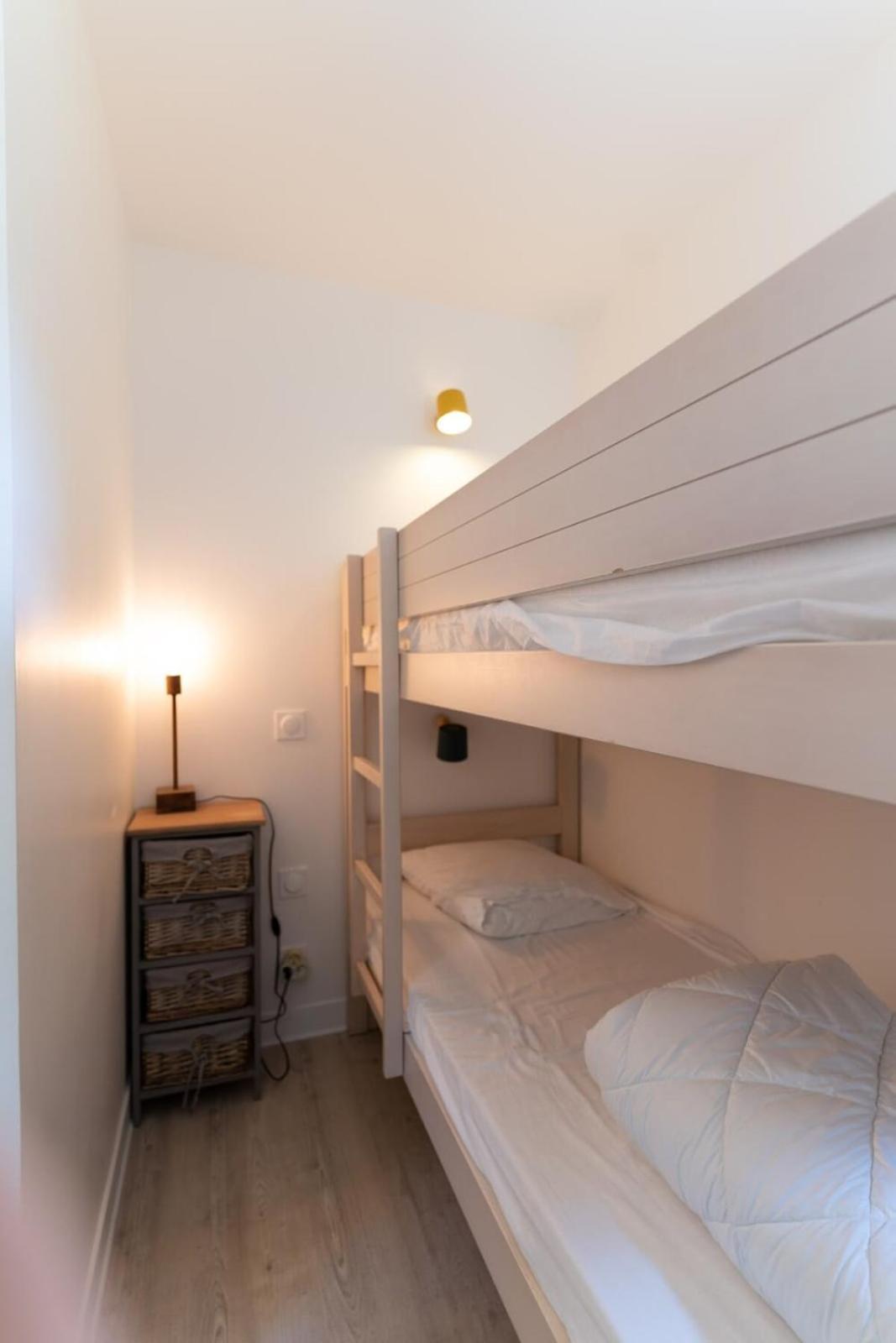 Beautiful Flat With Swimming Pool Tennis Court And Private Car Parking 109 Le Touquet Exteriör bild