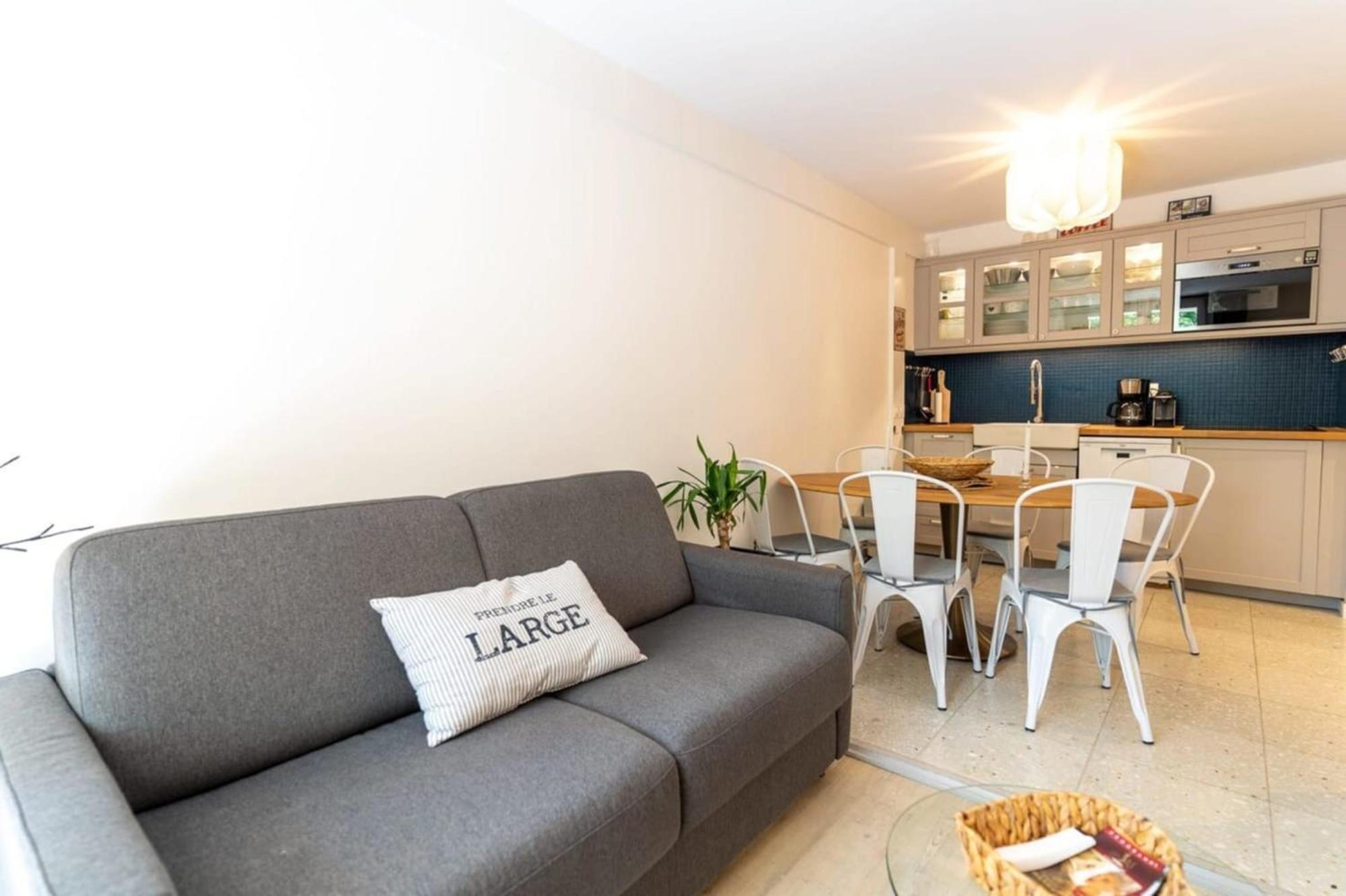 Beautiful Flat With Swimming Pool Tennis Court And Private Car Parking 109 Le Touquet Exteriör bild